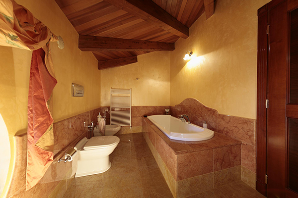 Piccinini Marmi Bagno 23